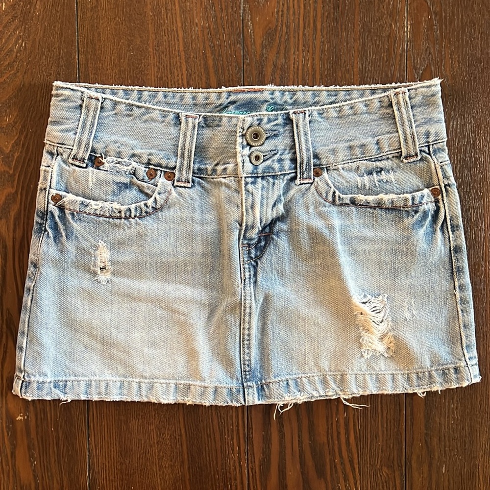 AE skirt